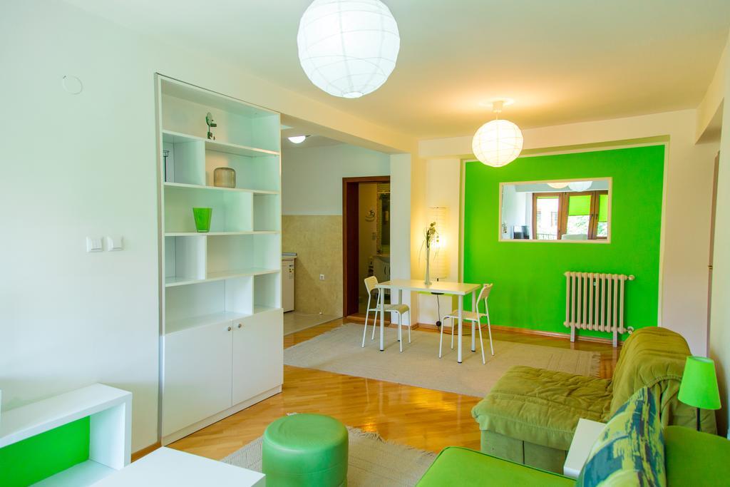 Hotel Pine Скопие Екстериор снимка
