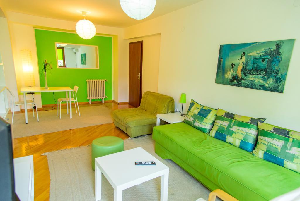Hotel Pine Скопие Екстериор снимка