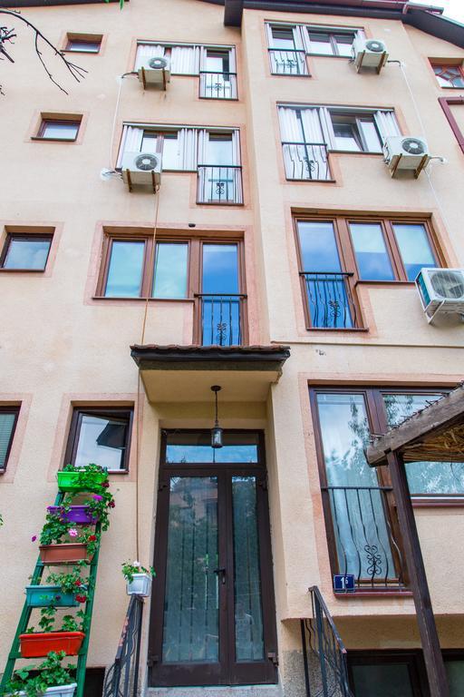 Hotel Pine Скопие Екстериор снимка