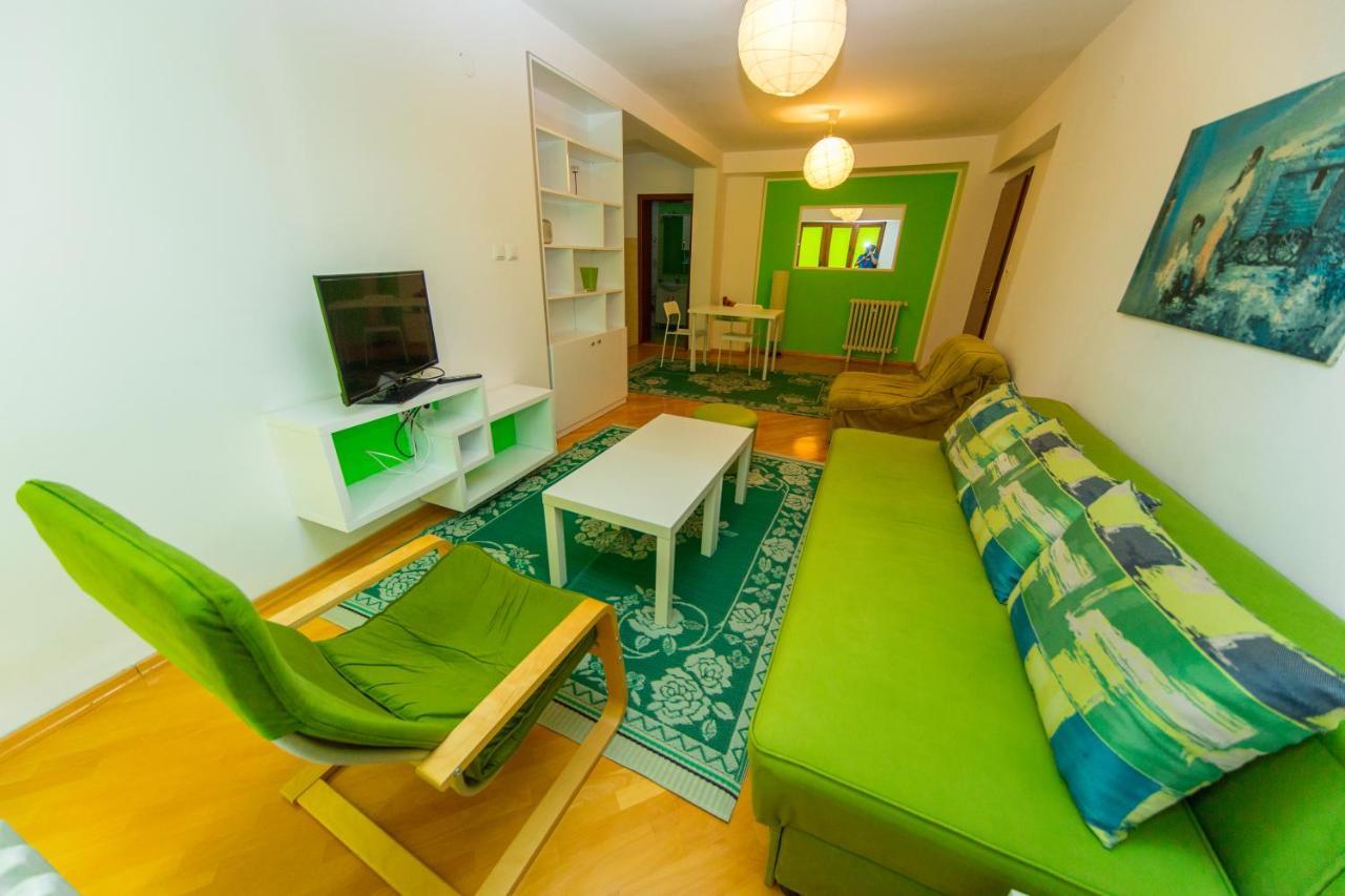 Hotel Pine Скопие Екстериор снимка